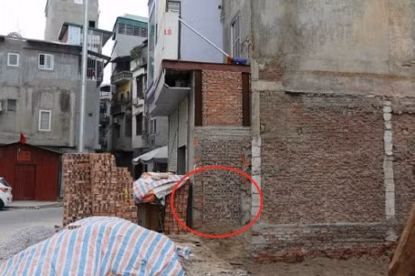 Ha Noi: Manh dat chua du 2 m2 duoc tra 1,5 ty nhat dinh khong ban - Anh 1