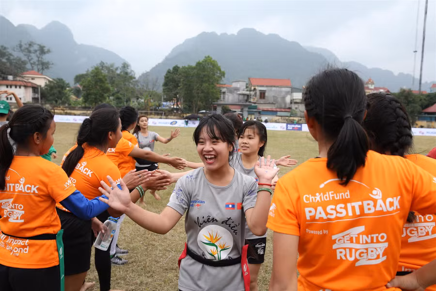 Nhiều học sinh hào hứng với môn bóng bầu dục