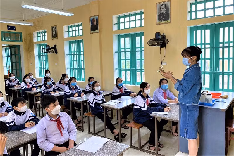 Các địa phương dạy trực tiếp cần có phương án phòng dịch cho học sinh. Ảnh minh họa