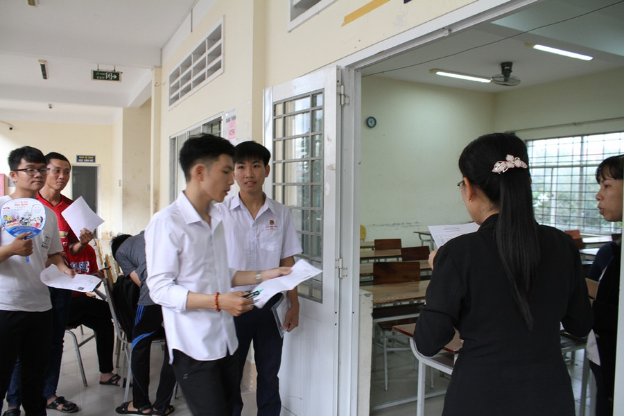 Kỳ thi tốt nghiệp THPT, để làm bài tốt môn Toán, học sinh vận dụng nhiều kỹ năng, kiến thức.
