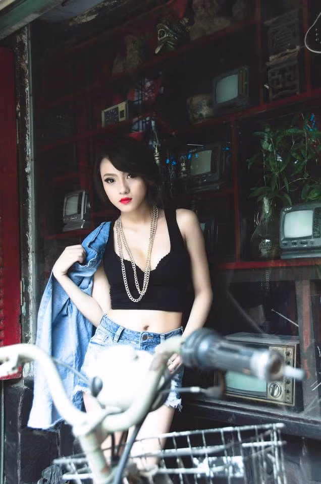 Dung nhan nữ DJ 9x Nha Trang từng trốn nhà đi chơi nhạc ảnh 8