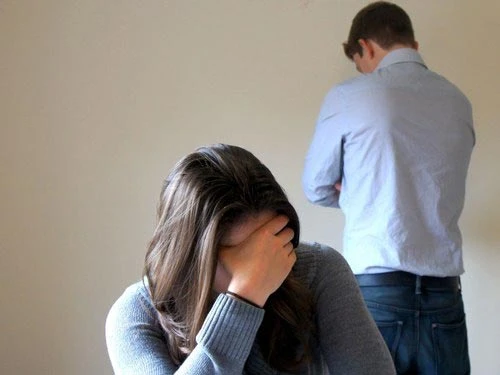 Vợ chồng tôi gần như không có chuyện chăn gối từ khi có con