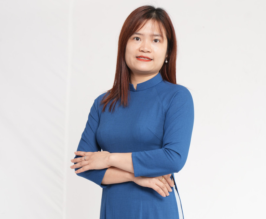 Cô Lê Hải Châu,.giáo viên Trường THPT Ban Mai (Hà Đông, Hà Nội) Cô Lê Hải Châu,.giáo viên Trường THPT Ban Mai (Hà Đông, Hà Nội)