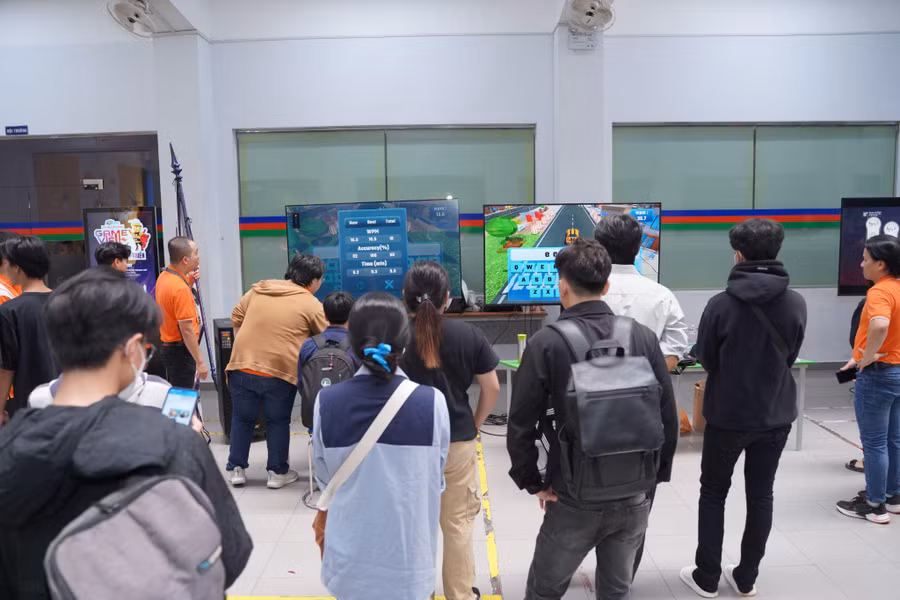 Ngành sản xuất Game tại Việt Nam đã có những bước đột phá mạnh mẽ. Tuy nhiên, nguồn nhân lực Lập trình game lại đang khiến các doanh nghiệp “đau đầu”.