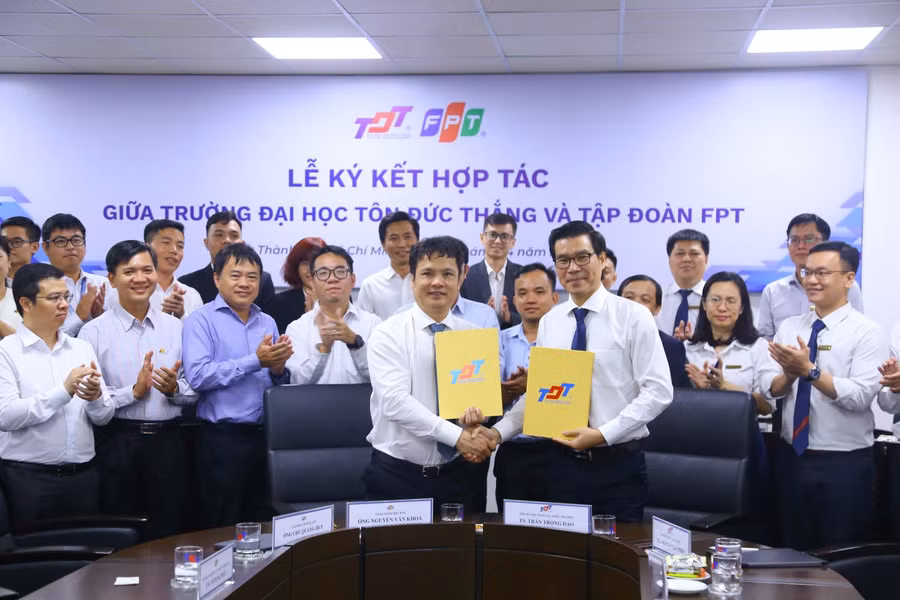 Ký kết hợp tác giữa Trường ĐH Tôn Đức Thắng và Tập đoàn FPT.