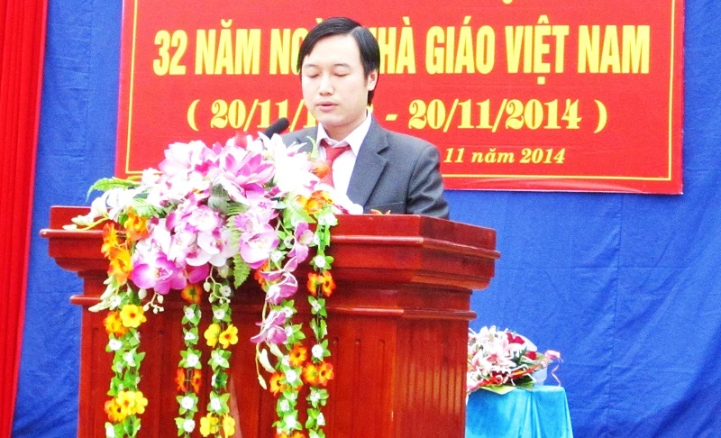 Thầy Phùng A Tuấn