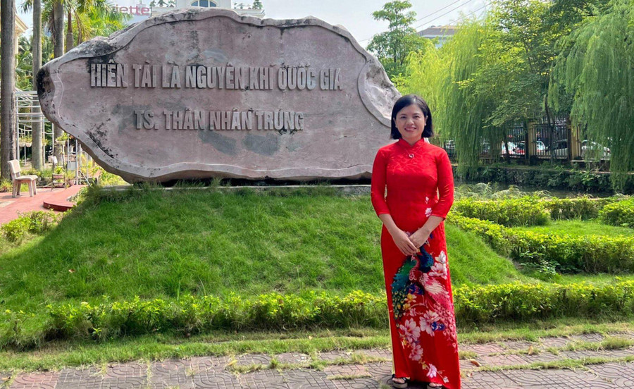 TS Trần Thị Hà Phương là một trong 10 cá nhân được vinh danh “Công dân Bắc Giang ưu tú”. TS Trần Thị Hà Phương là một trong 10 cá nhân được vinh danh “Công dân Bắc Giang ưu tú”.