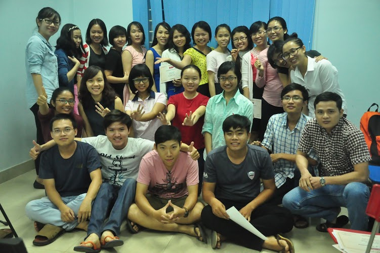 Những học trò học tiếng Anh của cô giáo Đào Thị Hằng Những học trò học tiếng Anh của cô giáo Đào Thị Hằng