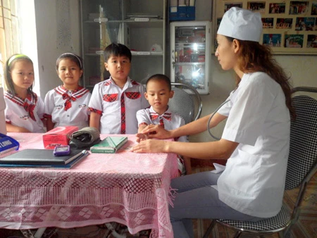 Tiến tới 100% học sinh, sinh viên tham gia bảo hiểm y tế