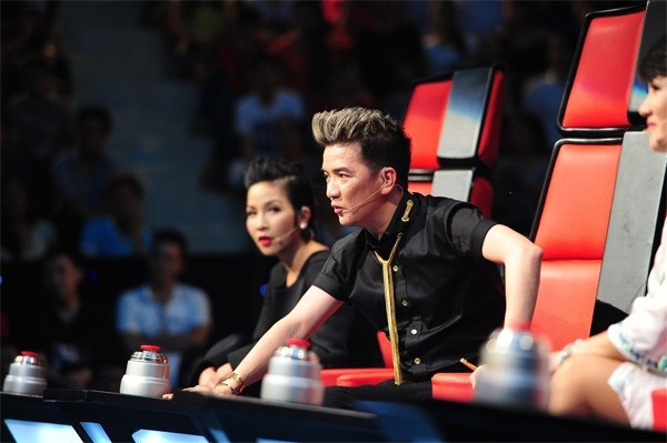 Đàm Vĩnh Hưng trên ghế nóng The Voice mùa 2 6199ea03ae804d70ac9a01a7daebc859