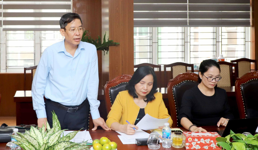 Cục trưởng Cục Nhà giáo và Cán bộ quản lý giáo dục - TS Vũ Minh Đức phát biểu tại buổi kiểm tra công tác xây dựng vị trí việc làm và thực hiện chế độ chính sách nhà giáo, cán bộ quản lý giáo dục tại Trường CĐ Sư phạm Trung ương.