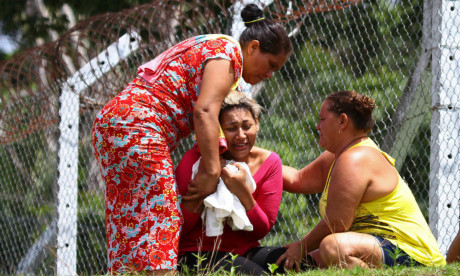 Bao dong nha tu, 33 tu nhan thiet mang - Anh 2