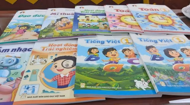 Bộ SGK mới “Vì sự Bình đẳng và Dân chủ trong giáo dục”