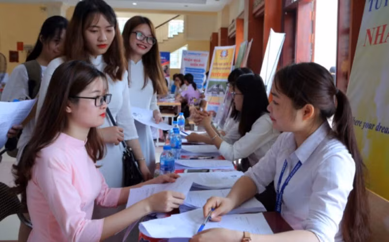 Dự thảo quy định mới về hỗ trợ SV sư phạm: Quan trọng là tâm thế đón nhận