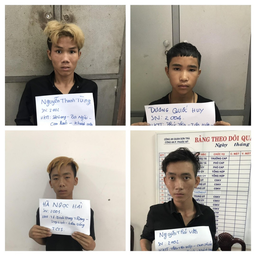 4 đối tượng "bụi đời" bị công an Q. Sơn Trà tạm giữ vì ăn trộm tài sản của khách du lịch tkhi ắm biển tại Đà Nẵng 4 đối tượng "bụi đời" bị công an Q. Sơn Trà tạm giữ vì ăn trộm tài sản của khách du lịch tkhi ắm biển tại Đà Nẵng
