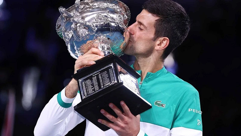 Novak Djokovic vô địch Australia mở rộng 2021.