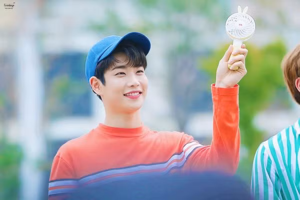 30. MJ (Giọng ca chính của ASTRO)