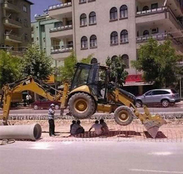 30 hình ảnh chứng minh đàn ông là phái liều 