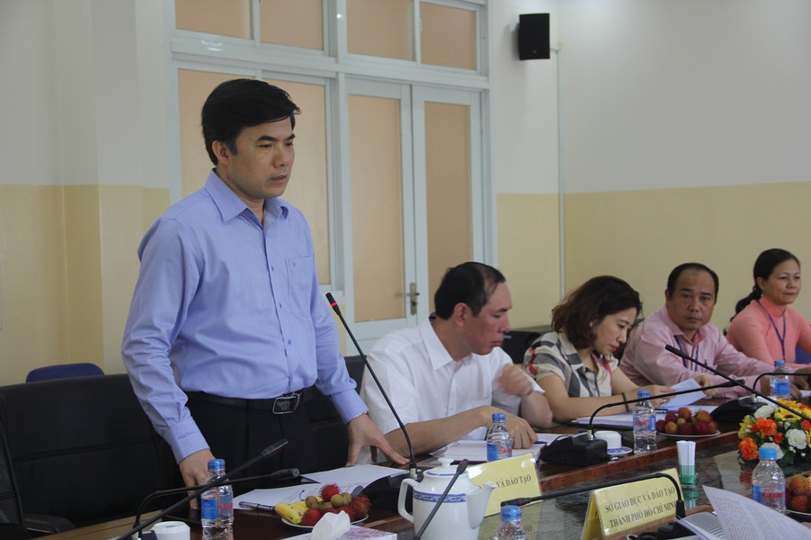 Ông Bùi Văn Linh, Phó Vụ trưởng phụ trách Vụ GDCT-CTHSSV phát biểu ý kiến