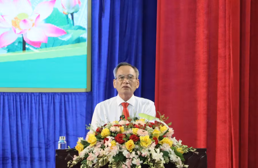 Bí thư Tỉnh ủy Bạc Liêu - Lữ Văn Hùng phát biểu tại hội nghị.