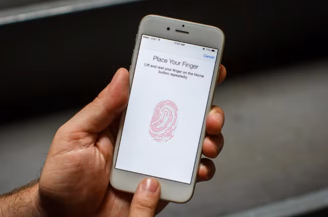 Nhận diện vân tay tốt hơn: Trong quá trình cài đặt, người dùng có thể chọn một dấu vân tay nhiều lần để máy nhận diện chính xác và nhanh hơn. 11 thủ thuật không phải ai cũng biết trên iPhone