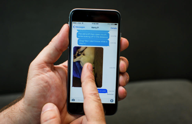 Hiển thị giờ gửi, nhận tin nhắn: Phần thông tin này thông thường bị ẩn đi. Người dùng chỉ việc trượt màn hình sang trái để hiển thị thời gian gửi, nhận tin nhắn. 11 thủ thuật không phải ai cũng biết trên iPhone