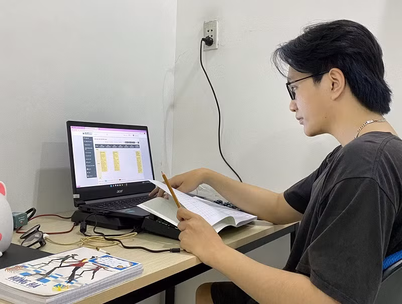 Lê Minh Khôi. Ảnh: NVCC