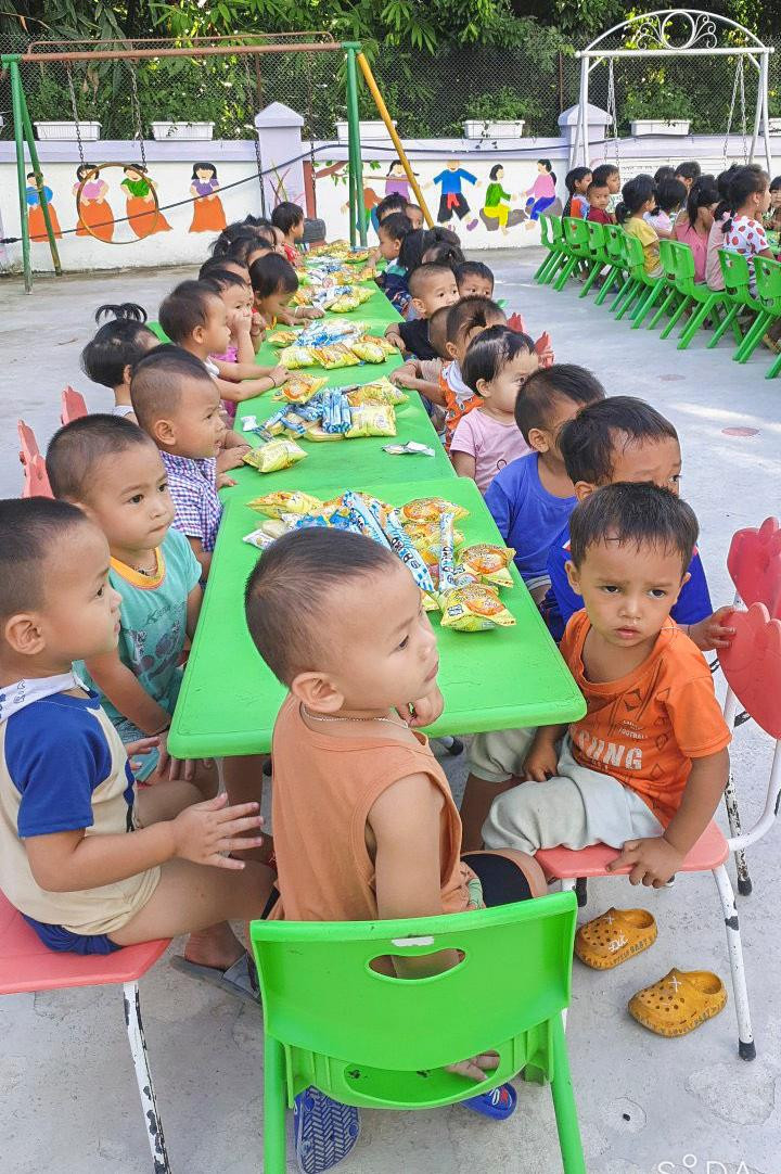 Học sinh Trường Mầm non Mường Pồn được học tập trong cơ sở mới khang trang hơn.