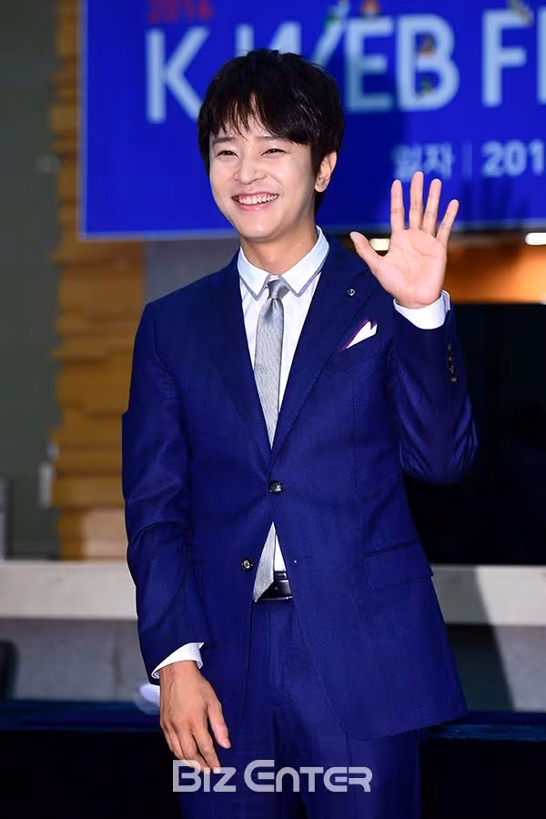 7 thần tượng nổi tiếng trong giới giải trí Hàn Quốc có điểm thi đại học cao nhất ảnh 6