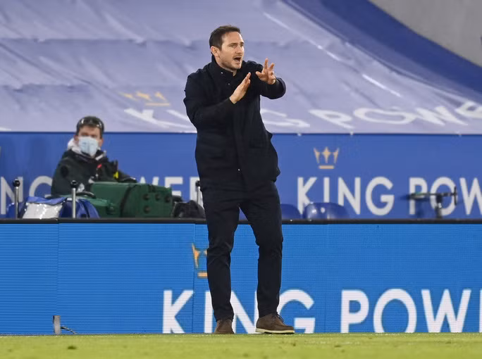 Ghế nóng của HLV Lampard nóng lên dữ dội sau trận thua thứ 6.