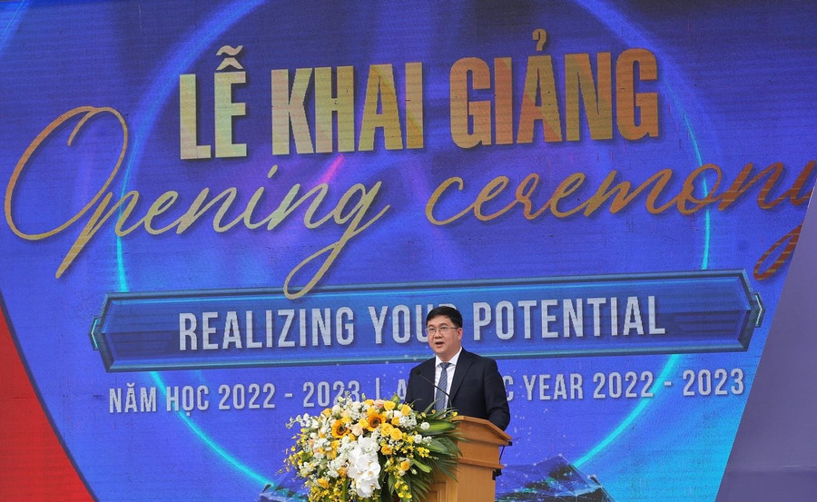 GS.TS Phạm Thành Huy, Hiệu trưởng Trường Đại học Phenikaa phát biểu tại lễ khai giảng.