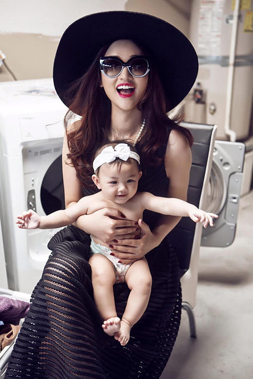 Kiêng cữ sau sinh: Mỹ nhân Việt cả tháng không tắm gội ảnh 1 kieng cu sau sinh: my nhan viet ca thang khong tam goi - 1