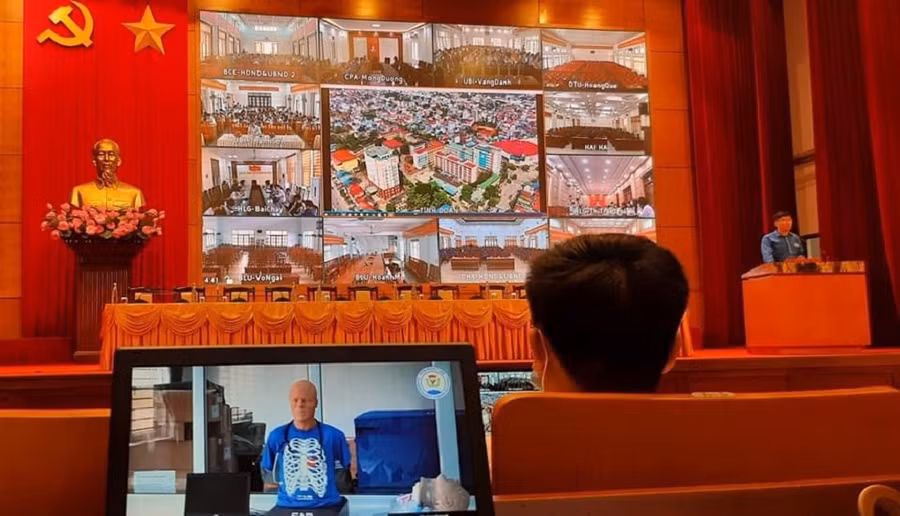 Chương trình tư vấn mùa thi, hướng nghiệp năm 2021 của trường Đại học Y – Dược Thái Nguyên kết nối trực tiếp với các trường THPT tại Quảng Ninh