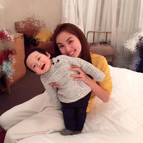 tra my idol vui suong vi duoc chong dai gia tang xe hop moi - 10