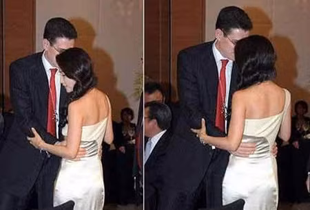 Loạt sao nữ hàng đầu Cbiz bị khui ảnh quá khứ hầu rượu, tiếp khách - Ảnh 10