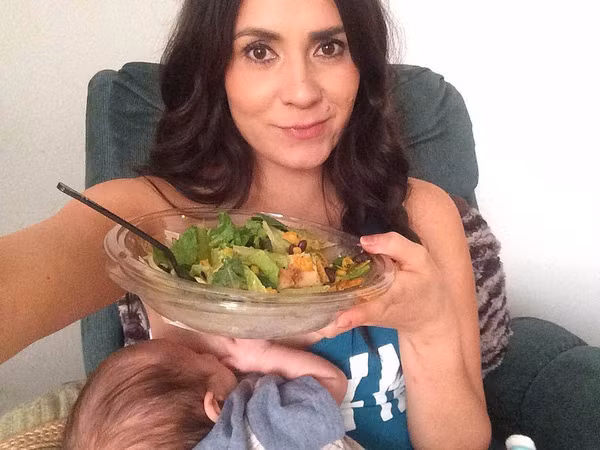 Nuoi con bang sua me 2