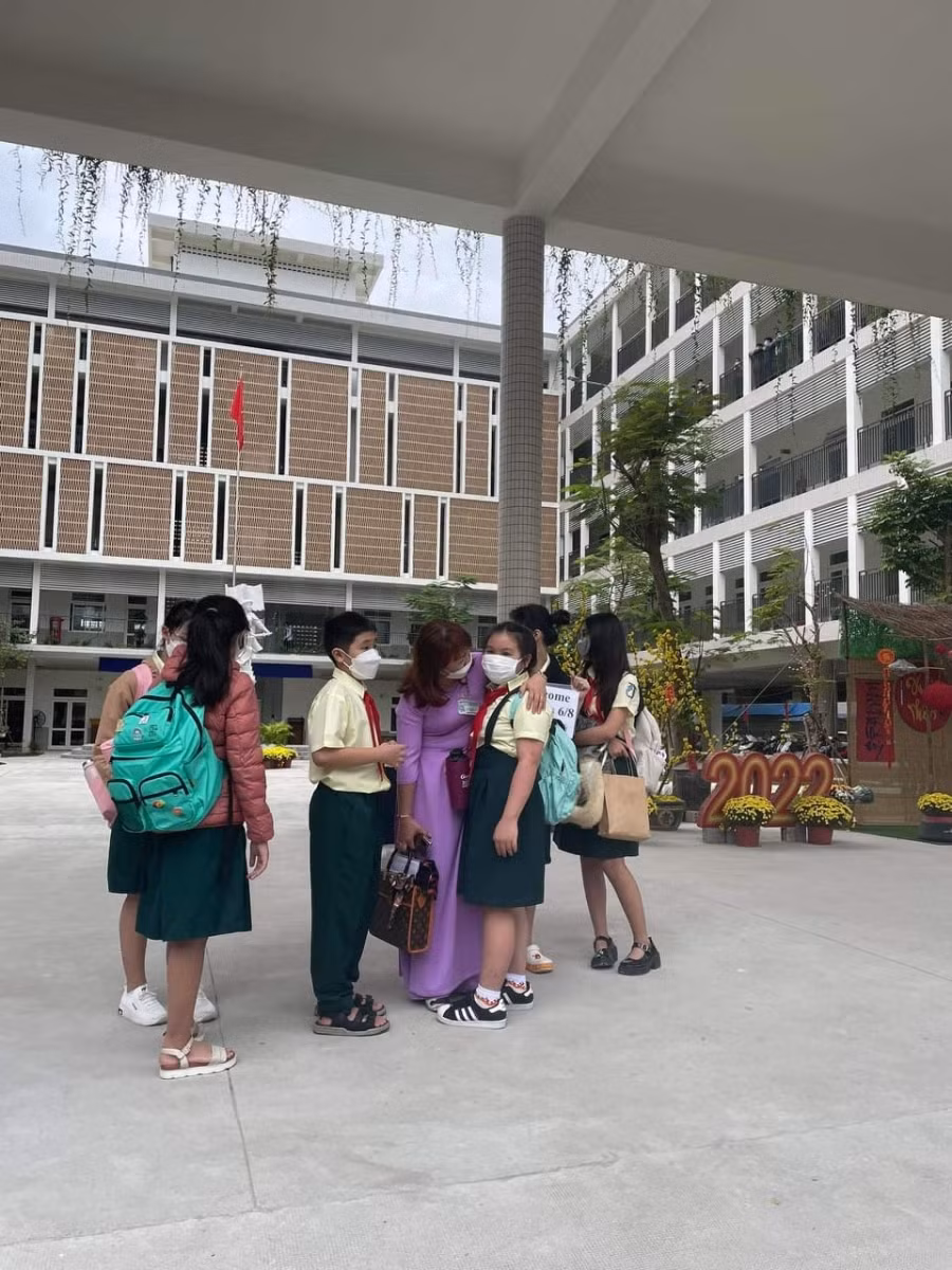 Học sinh khối lớp 6 được giáo viên chủ nhiệm đặc biệt chú trọng tư vấn tâm lý để chống sốc khi trường học linh hoạt thay đổi hình thức dạy học