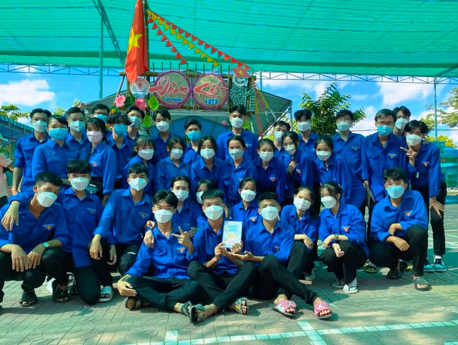 Trại của một Chi đoàn lớp 12.