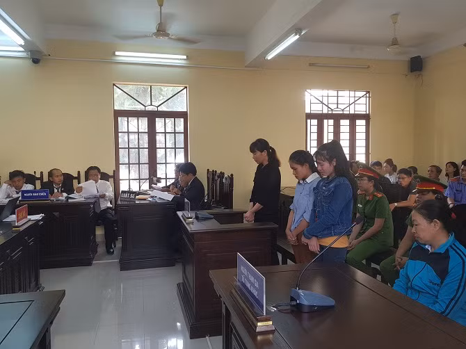 Các bị cáo tại phiên tòa