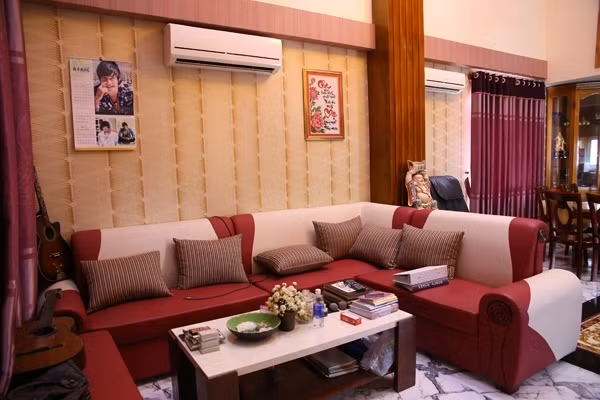 Khánh Phương là ai và sở hữu khối tài sản khủng như thế nào? ảnh 5