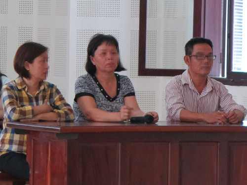 Vợ chồng ly hôn vì nữ quái lừa đảo ảnh 2 Vợ chồng ly hôn vì nữ quái lừa đảo - 2