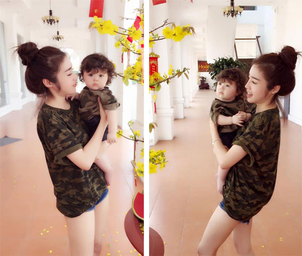 10 set đồ đôi mẹ con cùng kute của Elly Trần và bé Mộc Trà
