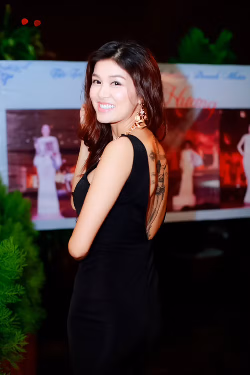 Người đẹp Việt và những hình xăm lớn gây xôn xao - 1