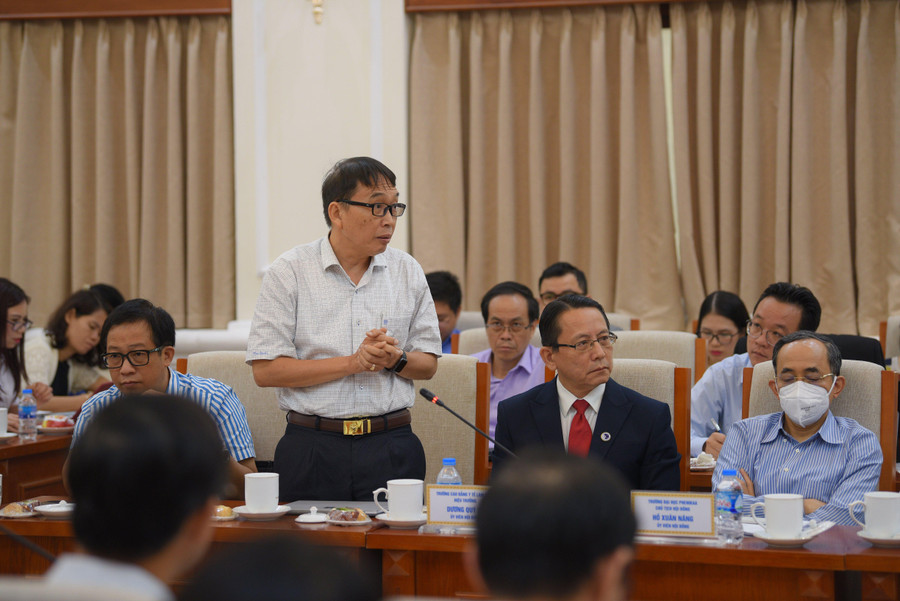 Nhiều góp ý về chính sách nhằm tăng cường hợp tác đại học - doanh nghiệp được các chuyên gia, đại diện cơ quan quản lý, trường đại học chia sẻ tại phiên họp.