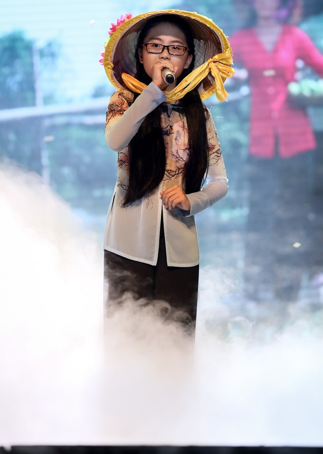 Hoài Lâm giả giọng Quang Lê khiến khán giả phấn khích