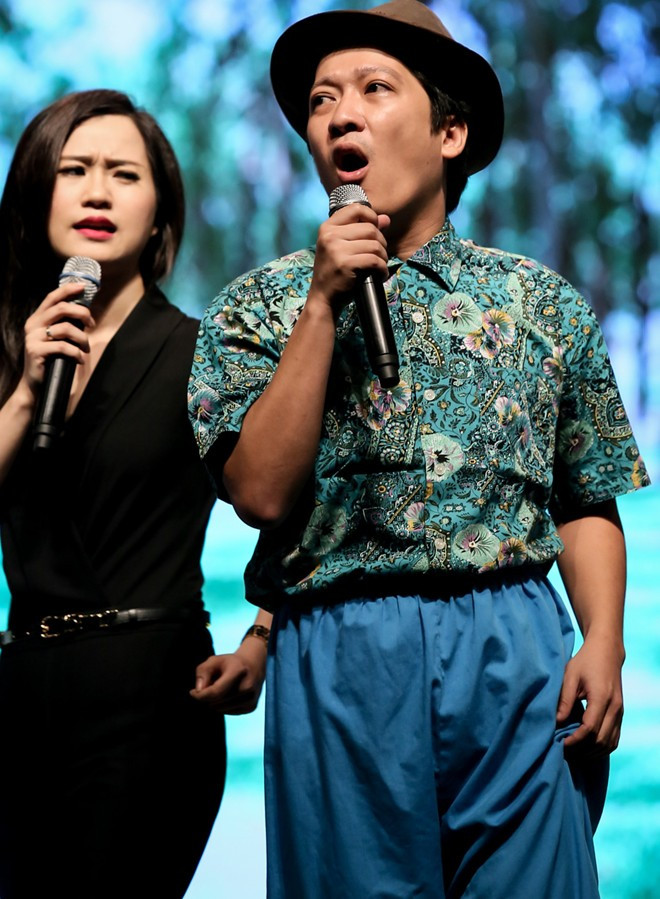 Hoài Lâm giả giọng Quang Lê khiến khán giả phấn khích