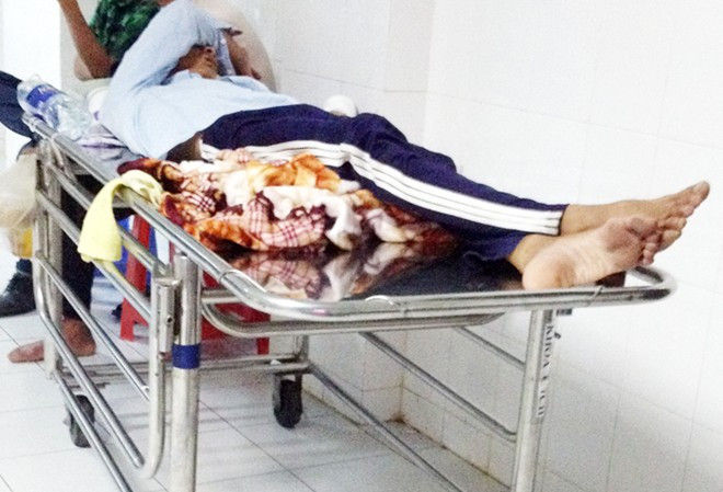 Người cha giết con ở Cà Mau điều trị vết thương tại bệnh viện. 2