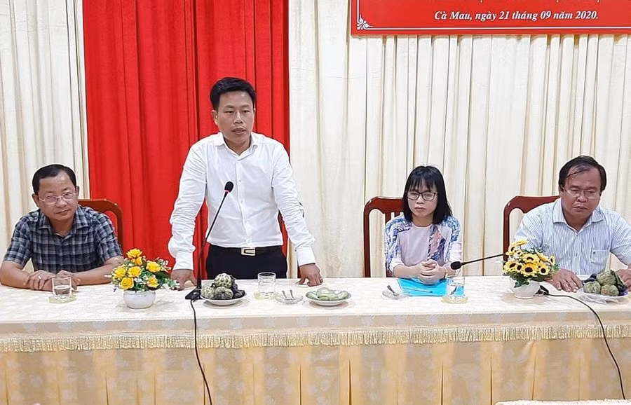 Phó Bí thư, Chủ tịch UBND tỉnh Lê Quân phát biểu tại buổi làm việc.