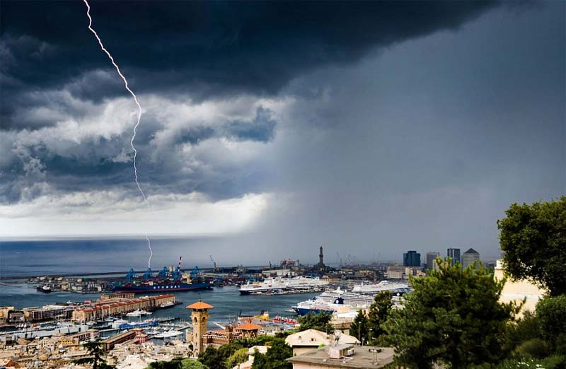 vòi rồng khổng lồ, Italia, lốc xoáy vòi rồng khổng lồ, Italia, lốc xoáy