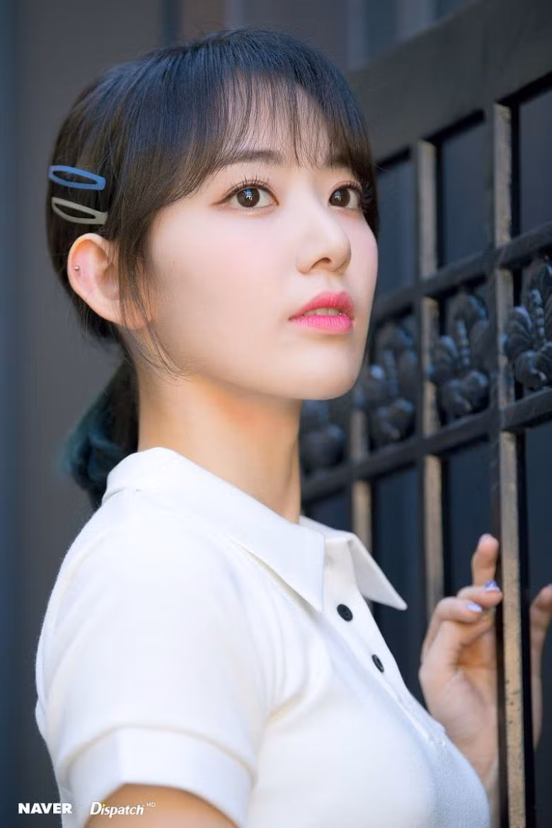 1. Sakura (IZ*ONE)